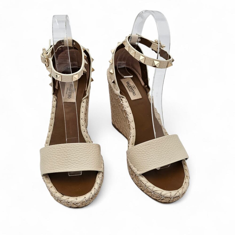 Valentino Garavani Rockstud Wedge Espadrille Sandal White Leather Gold Size 37 7